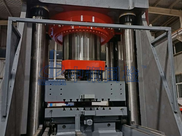 支座檢測設備：72000kN的減隔震裝置試驗系統(tǒng)